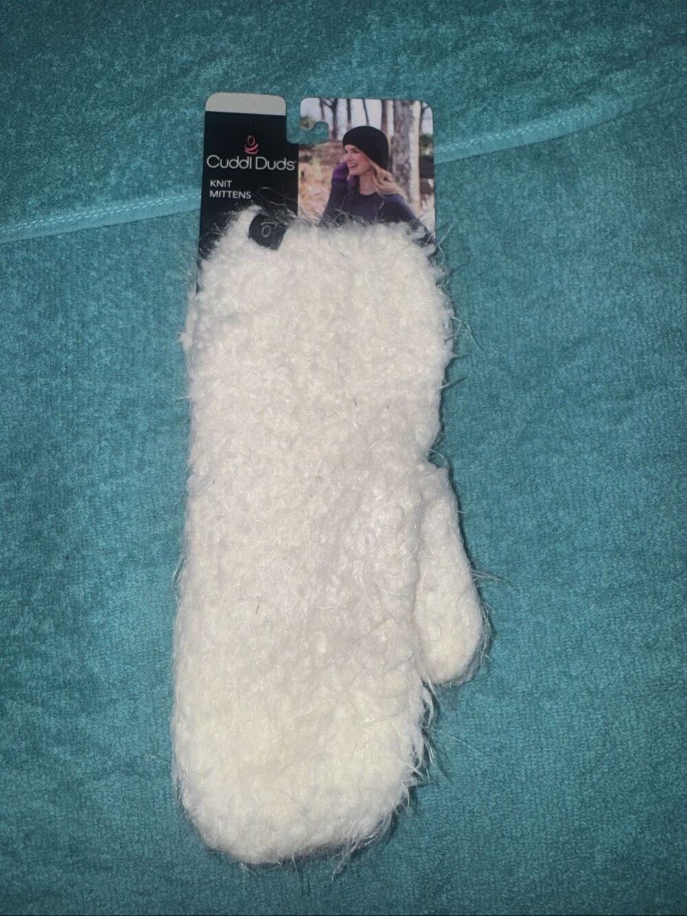 NWT Cuddle Duds fuzzy mittens